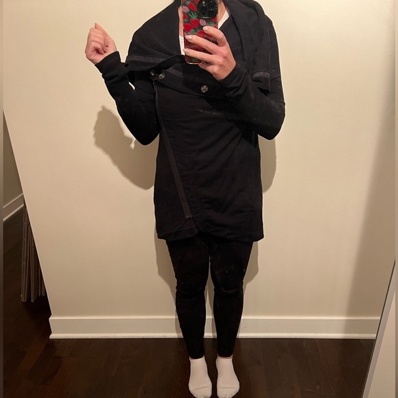 lululemon athletica Tops - Lululemon Asymmetrical Zip Sweatshirt Wrap Cardigan Top